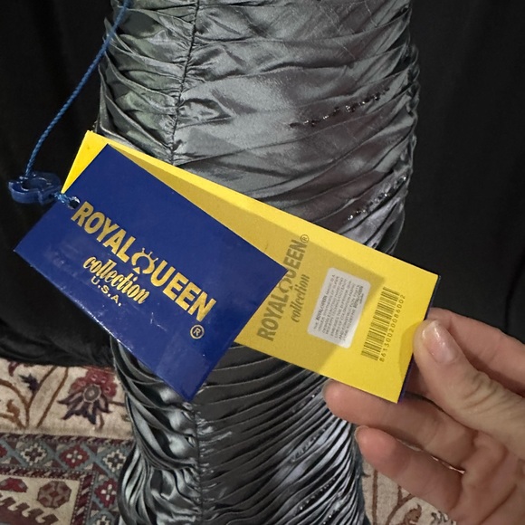 Elegant Strapless Gray Dress - Picture 6 of 10